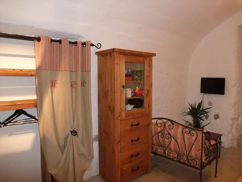 Le Domaine Du Grand Cellier Gites Appartement En Savoie Tournon Exterior photo