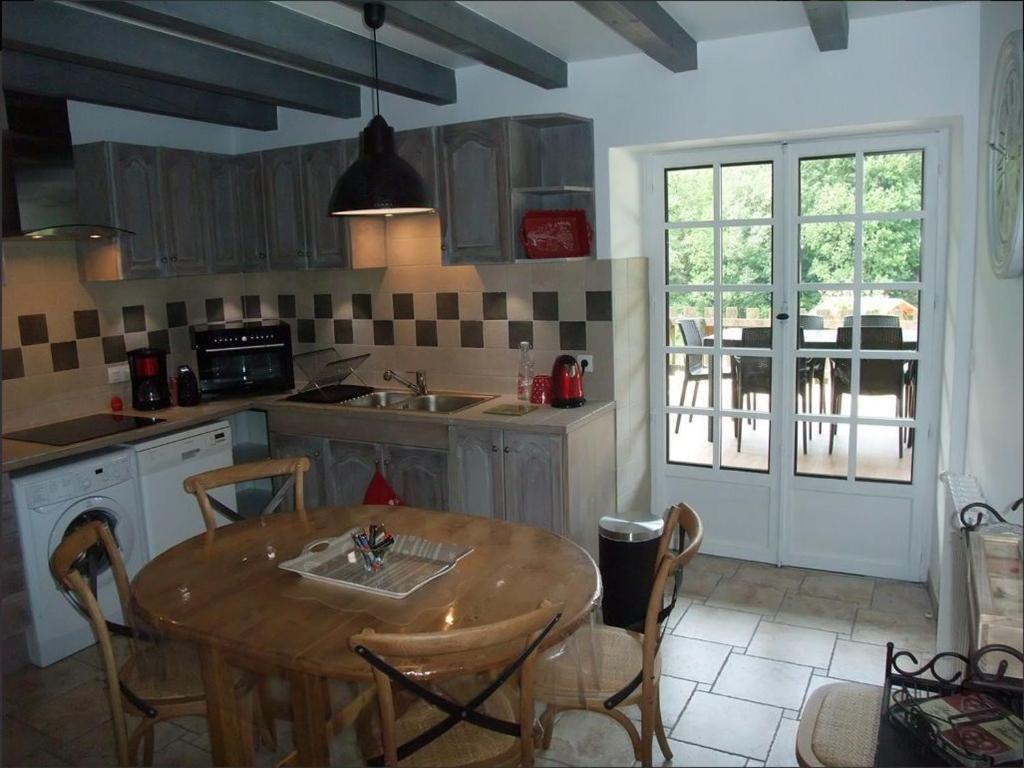 Le Domaine Du Grand Cellier Gites Appartement En Savoie Tournon Room photo